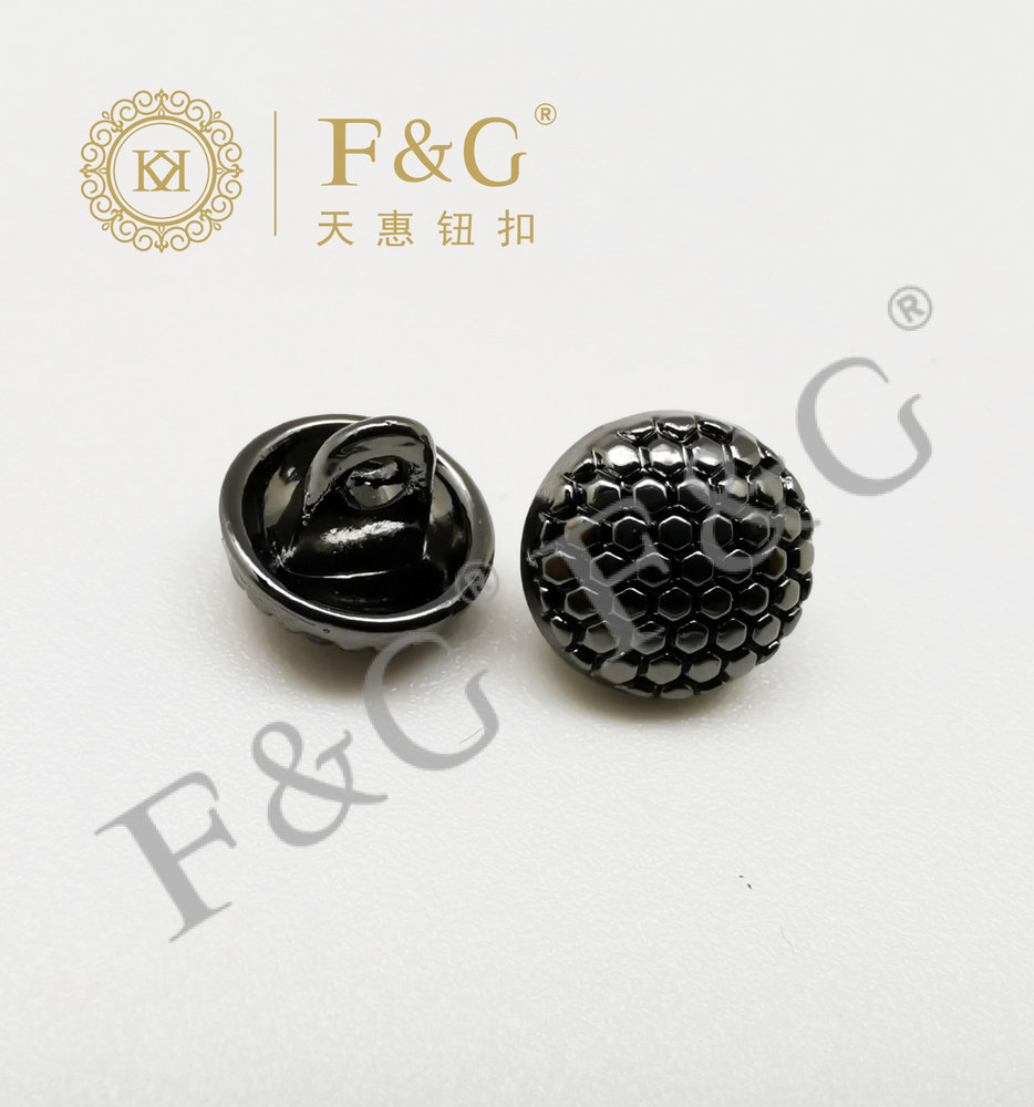 Alloy button