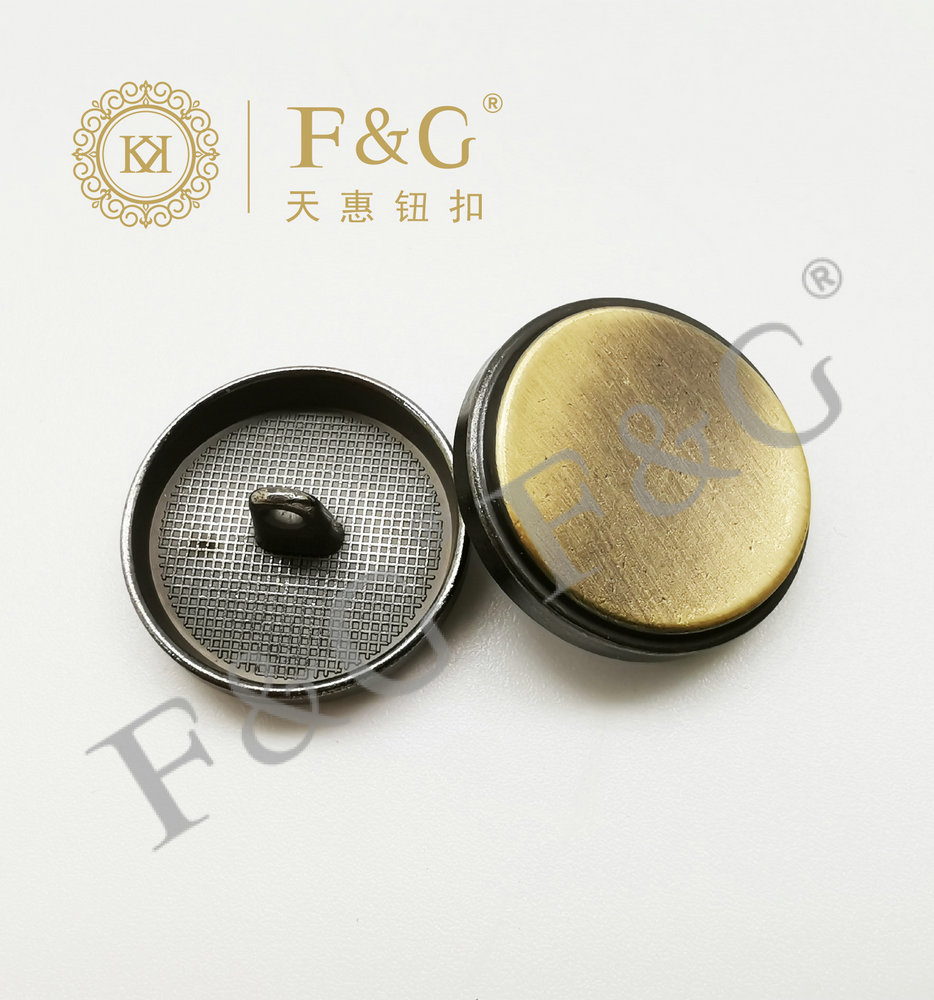 Alloy button